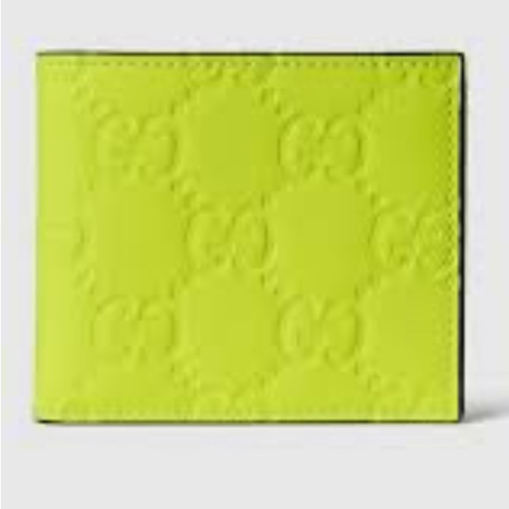 NWOT Authentic Sold Out  Gucci GG Rubber Effect Bifold
